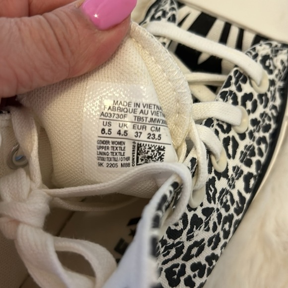 Converse All Star Cheetah Zebra High Top Sneakers - Picture 12 of 12